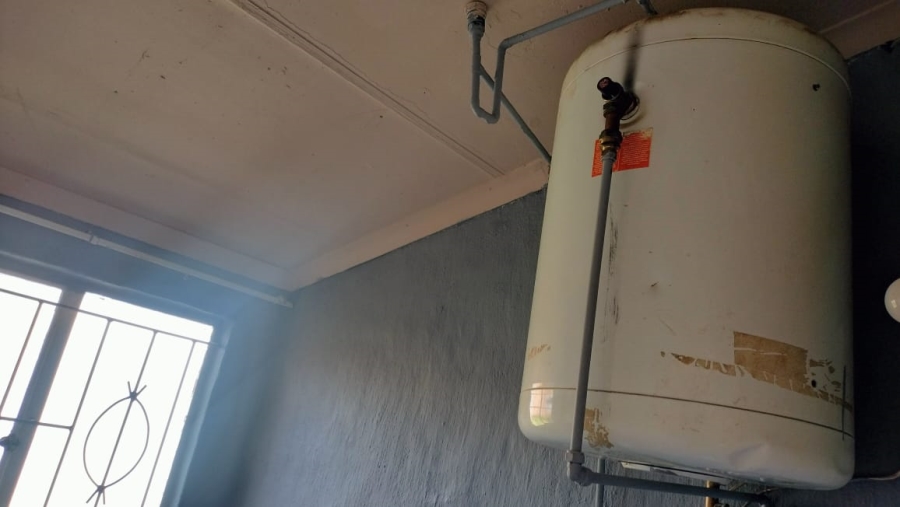 2 Bedroom Property for Sale in Bloemside Free State